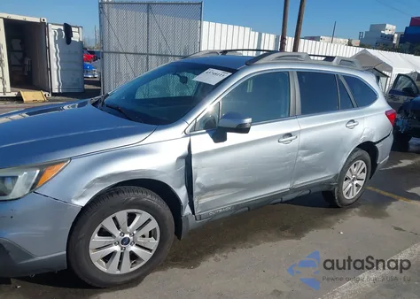 2015 Subaru Outback 2.5I Premium z USA, uszkodzony, nr VIN 4S4BSAFCXF3358705